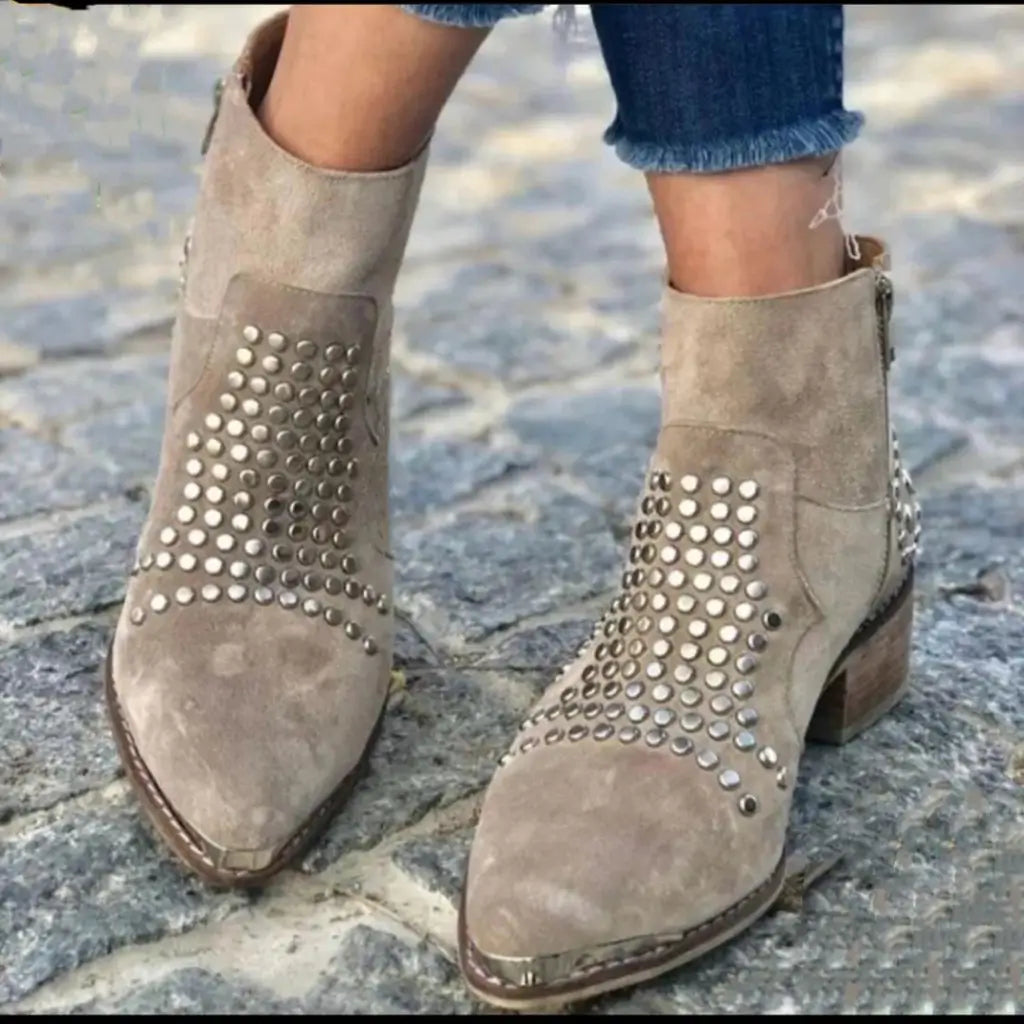 SIMONE | STUDDED WESTERN ANKLE BOOTS