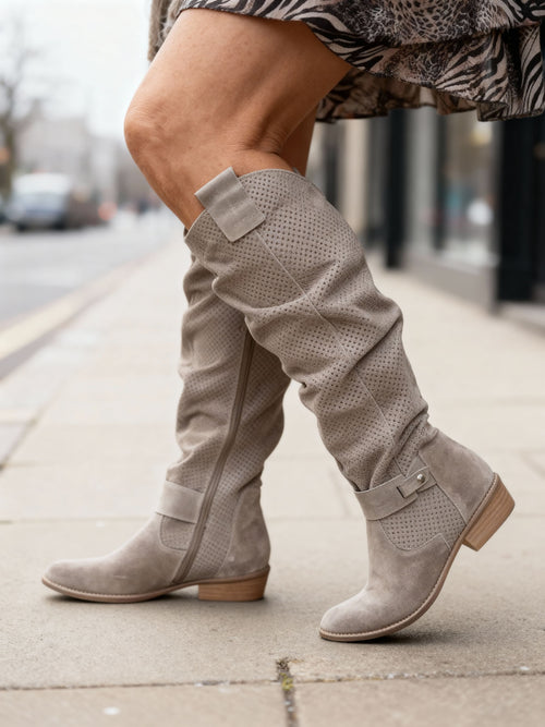 BELLA | ELEGANT SLOUCH BOOTS