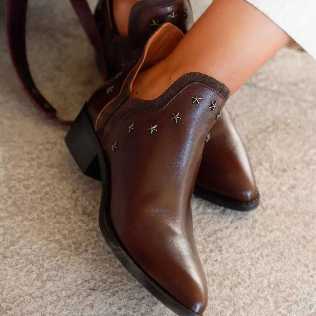 PAMELA | STAR STUD WESTERN ANKLE BOOTS