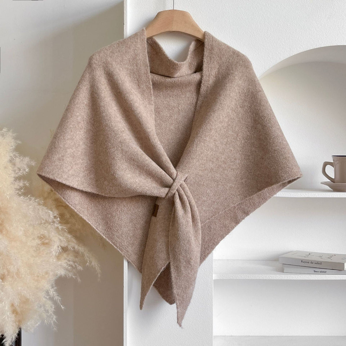SANDY | LIGHT CAMEL FLEECE CAPELET