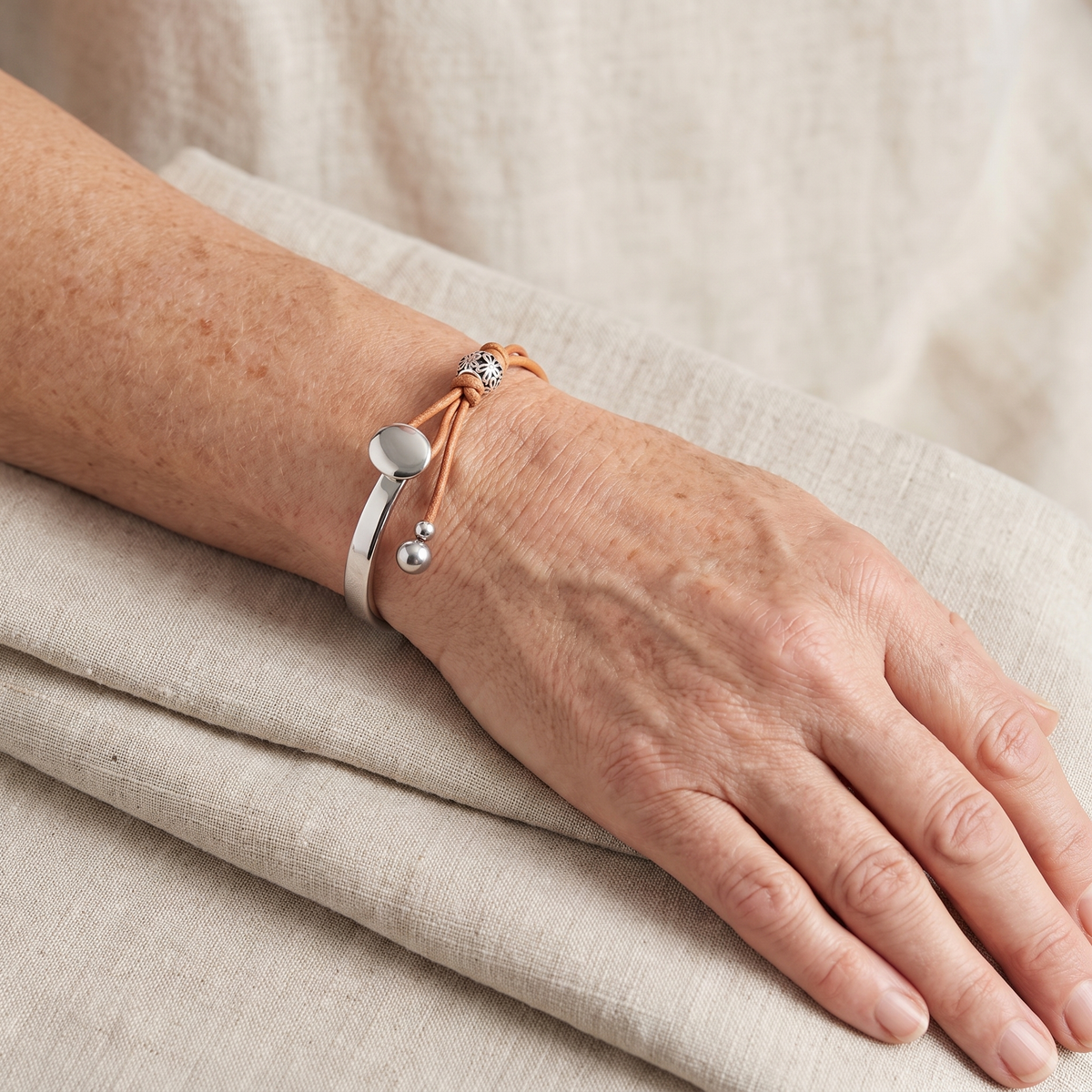 BEATRICE | DISC CHARM LEATHER CUFF BRACELET