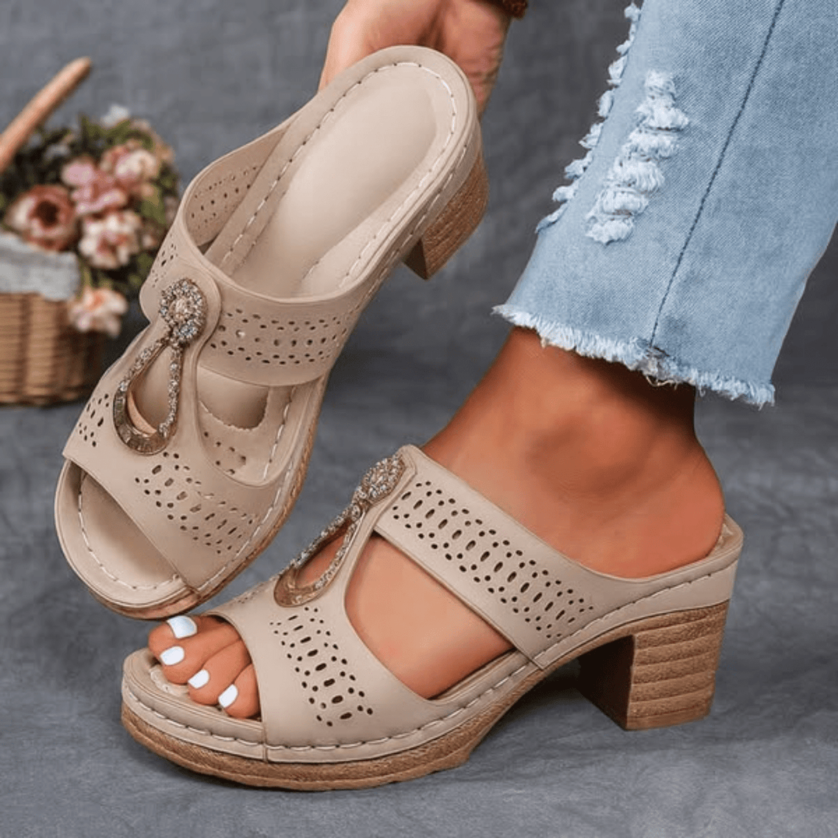 FAITH | ORTHOPAEDIC SANDALS